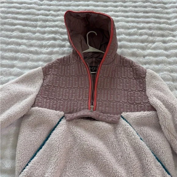 UGG Women Quilted Pullover Sherpa Jacket - Light Pink & White - Picture 2 of 4